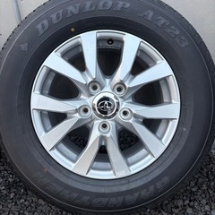 新車外し❗️ランクル200純正18インチ夏タイヤアルミセットの画像