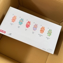 THEMONSTERS Big into Energシリーズぬいぐるみペンダントの画像