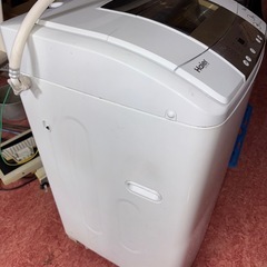 GY1107 ハイアール 全自動電気洗濯機　JW-K70M 2017年の画像