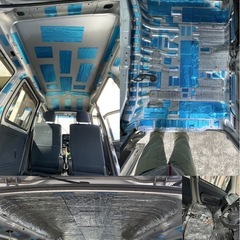 11月20日までに引き取れる方限定！　ハイゼットカーゴ　デットニング・断熱他の画像