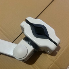 モニターアーム　白　パイプや突っ張り棒に取り付け可能の画像