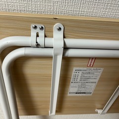 折りたたみテーブルの画像