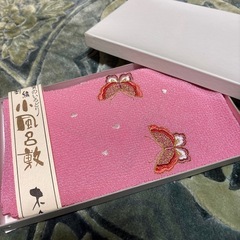 加賀の刺繍小風呂敷の画像