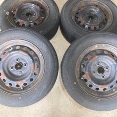 夏タイヤホイールセットの画像
