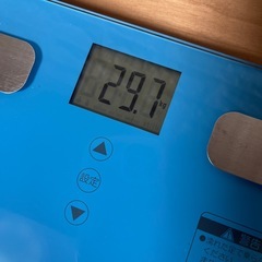 体重計(電池は付きません)箱・説明書無しの画像