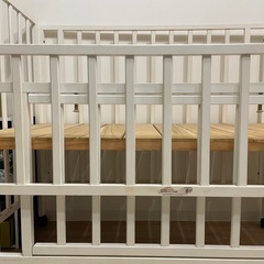 カトージ　ベビーベッド（ハイタイプ）の画像