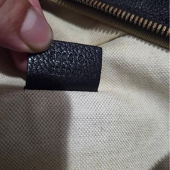 GUCCI ブラックレザー　ボディバッグの画像