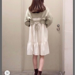 earth ニット　ミントグリーン　ショート丈　バックリボン　ハイネック　ベストの画像