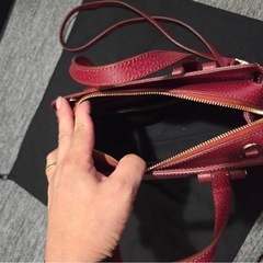 EMPORIO ARMANI 本革ショルダーバッグの画像