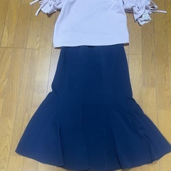 服全部合わせて100円の画像