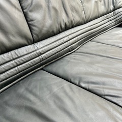 イタリア製 CONCERIA AGO S.p.A 本革ソファ 3人掛け ブラック 幅195cm 高級イタリアンレザー モダンデザインの画像