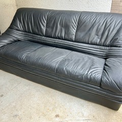イタリア製 CONCERIA AGO S.p.A 本革ソファ 3人掛け ブラック 幅195cm 高級イタリアンレザー モダンデザインの画像