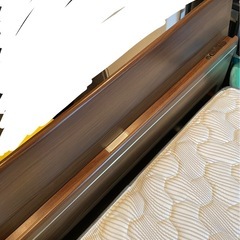 【バラ可】ダブルベッド　フレーム　　マットレスの画像