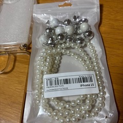 iPhone15カバーの画像