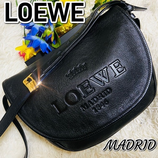 極美品✨LOEWE✨ロエベ ✨メッセンジャーバッグ✨ショルダーバッグ✨本革✨ロゴ