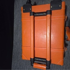 コムサ　オレンジ　キャリーカートの画像