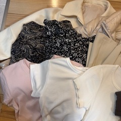 服　まとめ売りの画像