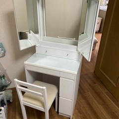 ドレッサーの画像