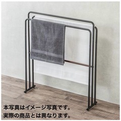 【中古】ニトリ3連バスタオルスタンドの画像
