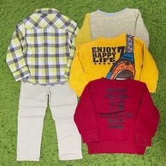 子供服100㎝（長袖・長ズボン）5点セットの画像