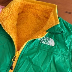 ノースフェイスのリバーシブルジャンバーの画像