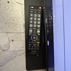 TOSHIBA 32インチ 液晶テレビの画像
