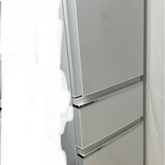 冷蔵庫　三菱　冷凍冷蔵庫　2019年製　330l ホワイト　白の画像