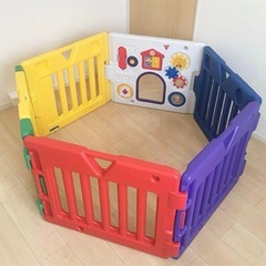 ベビーサークルの画像