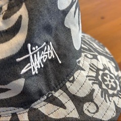 STUSSYのバケットハットの画像
