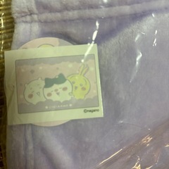 ちいかわ　超BIGマイヤーブランケットの画像