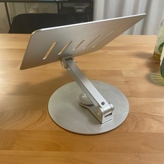ノートパソコンスタンドの画像
