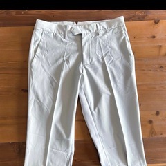 ゴルフウェア！J.LINDEBERGのパンツの画像