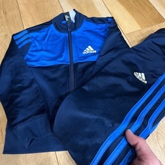 【adidas＊NIKE】ジャージセットの画像
