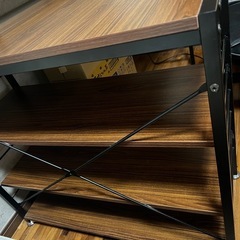 棚付きL字デスク（チェア込み）の画像