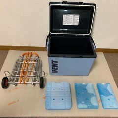 【無料】クーラーボックス/保冷剤(大小３個)/小型折り畳みキャスターの画像