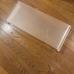 透明マットなモニター台の画像