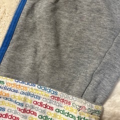 adidasアディダス　スウェットズボン　120の画像