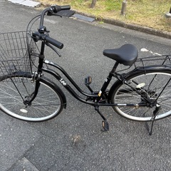 自転車　シティサイクル　ブラック　黒の画像