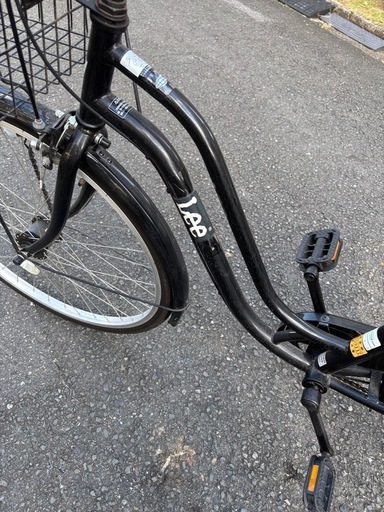 自転車　シティサイクル　ブラック　黒