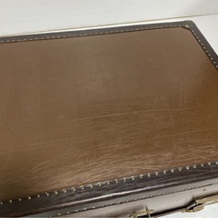 アンティーク 大きな古いトランク 旅行鞄 店舗什器 ディスプレイ 当時物 昭和レトロ ヴィンテージ インテリア 大型 スーツケース ブラウンの画像