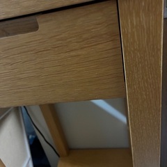 テーブル高さ130センチほど引き出し付きの画像