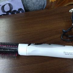 極上美品　ヘアドライヤー　カールドライヤーの画像