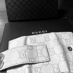 GUCCIケースの画像