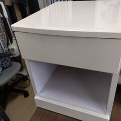 鏡面仕上げ　サイドテーブル　テレビ台　　花台　パソコンデスク　ソファー テーブル　サイドテーブル　パソコンラック　ベッド テーブルの画像