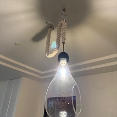 ペンダントライトの画像