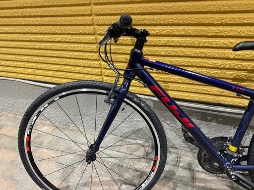 FUJI RAIZ クロスバイク　フジ スポーツバイク