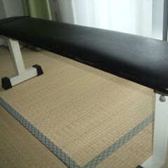 トレーニングベンチ　筋トレ　家トレの画像
