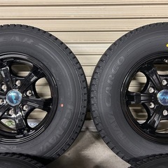 ハイエーススタッドレス　2025年製新品未使用195/80/15の画像