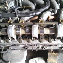 Mベンツ107-126-V8エンジン程度の良いカムシャフトスピ―ド交換の画像