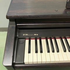 電子ピアノ　Roland HP-550Gの画像